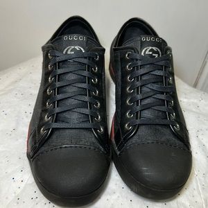 Gucci Interlocking GG Black Sneakers 182261 Men’s size 7